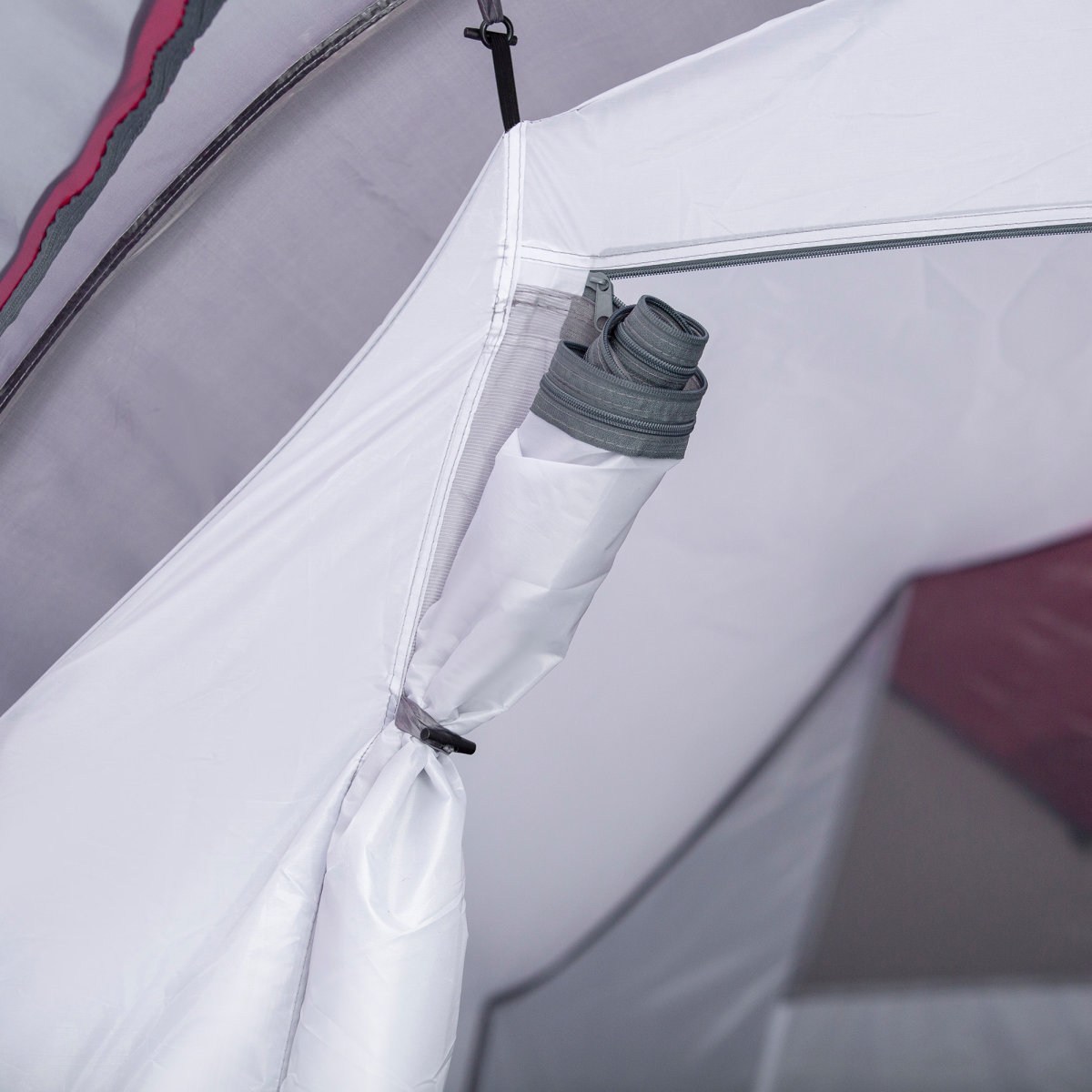 2-33 Man Camping Tent w/ 2 Rooms Porch Vents - Stay-outdoors.co.uk
