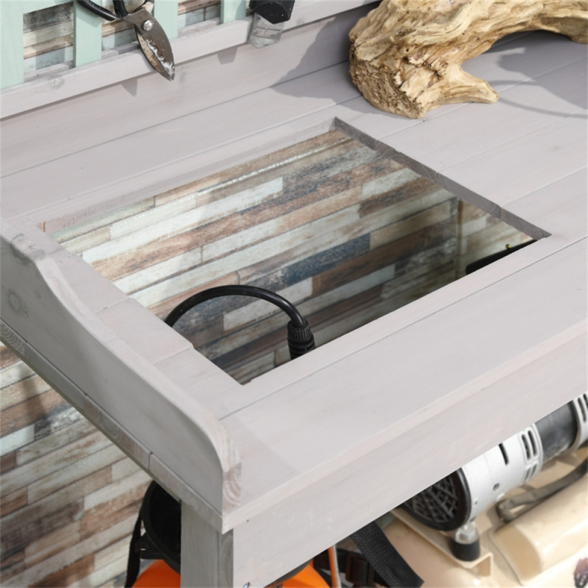 Garden Work Bench. - Stay-outdoors.co.uk